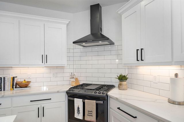 2053 N Riva Ridge Court, Springfield, MO 65802