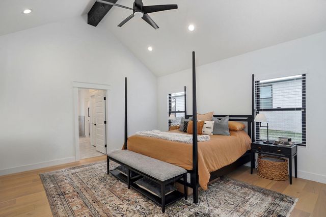 2053 N Riva Ridge Court, Springfield, MO 65802