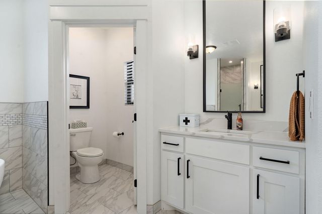 2053 N Riva Ridge Court, Springfield, MO 65802