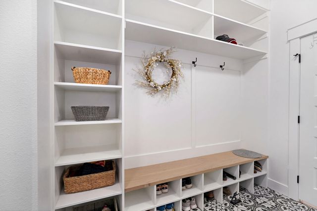 2053 N Riva Ridge Court, Springfield, MO 65802