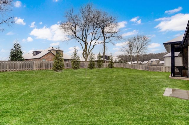 2053 N Riva Ridge Court, Springfield, MO 65802