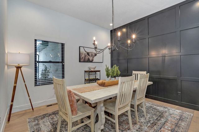 2053 N Riva Ridge Court, Springfield, MO 65802