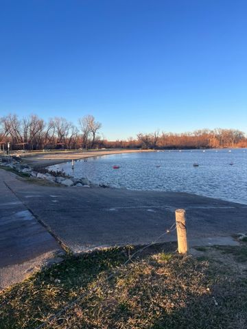 125 Timber Cross Court, Azle, TX 76020