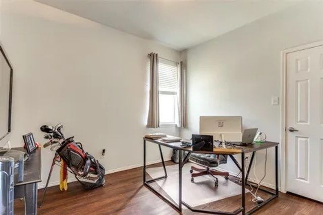 125 Timber Cross Court, Azle, TX 76020