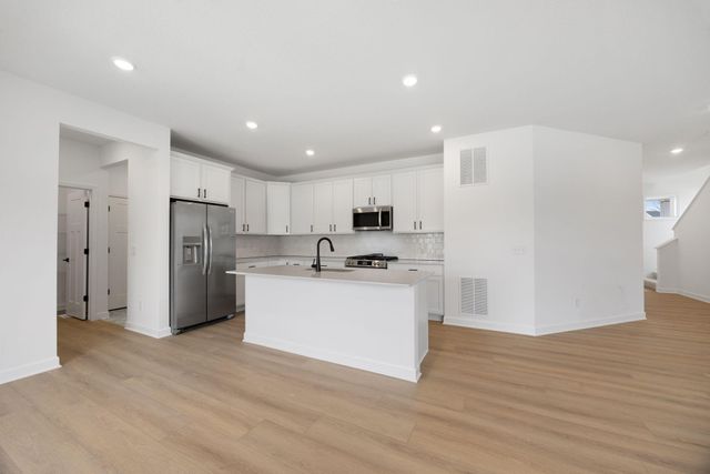 2001 Rainy Lane, Lino Lakes, MN 55014