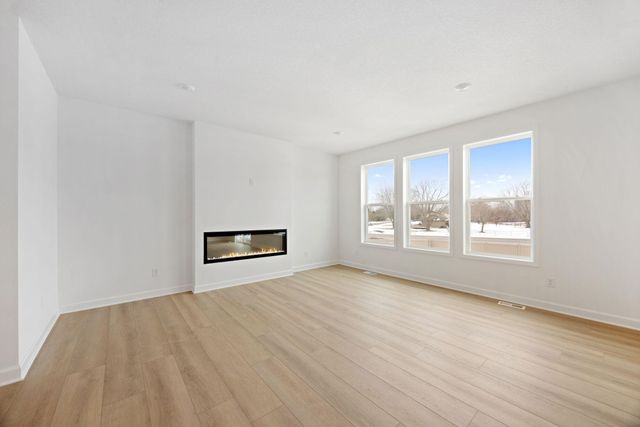 2001 Rainy Lane, Lino Lakes, MN 55014