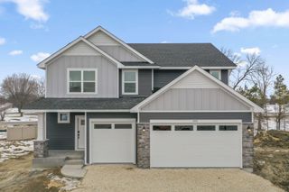 2001 Rainy Lane, Lino Lakes, MN 55014