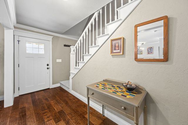1109 E Glenn Lane, Fayetteville, AR 72703
