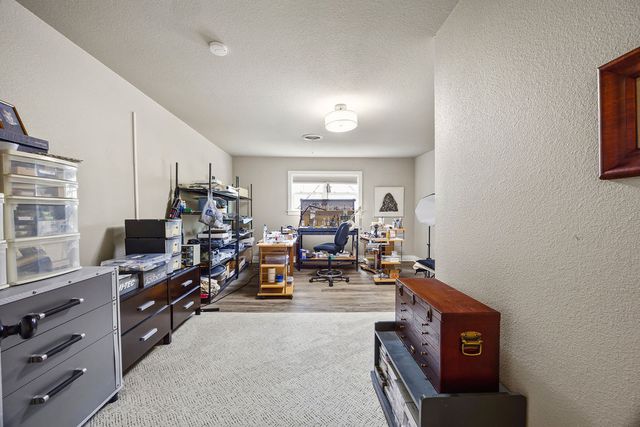 1109 E Glenn Lane, Fayetteville, AR 72703