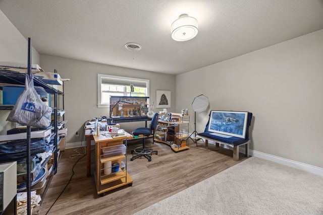 1109 E Glenn Lane, Fayetteville, AR 72703