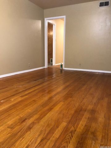 4907 Seabreeze Dr., San Antonio, TX 78220