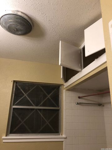 4907 Seabreeze Dr., San Antonio, TX 78220