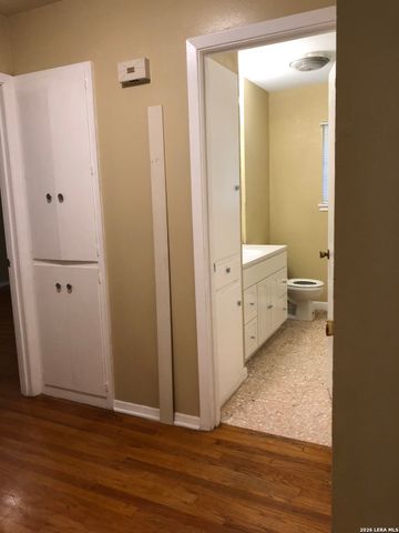 4907 Seabreeze Dr., San Antonio, TX 78220