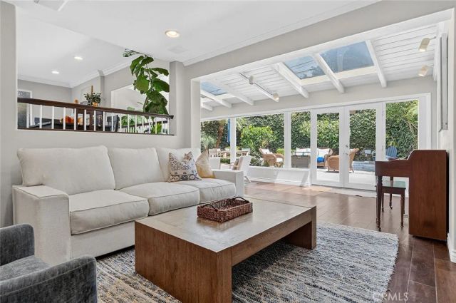 1737 Catalina, Seal Beach, CA 90740