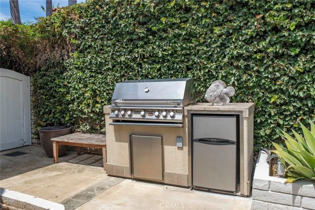 1737 Catalina, Seal Beach, CA 90740