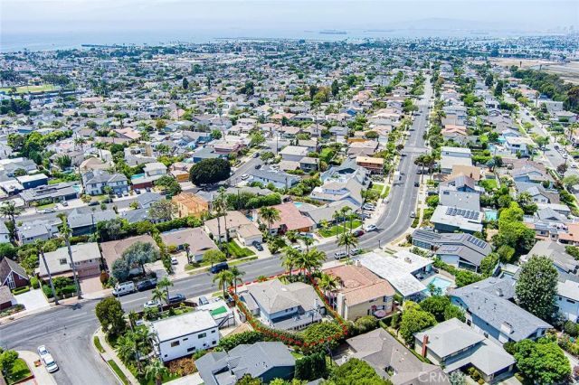 1737 Catalina, Seal Beach, CA 90740