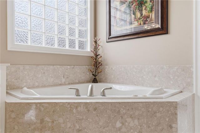 4138 Independence Boulevard, Kansas City, KS 66109