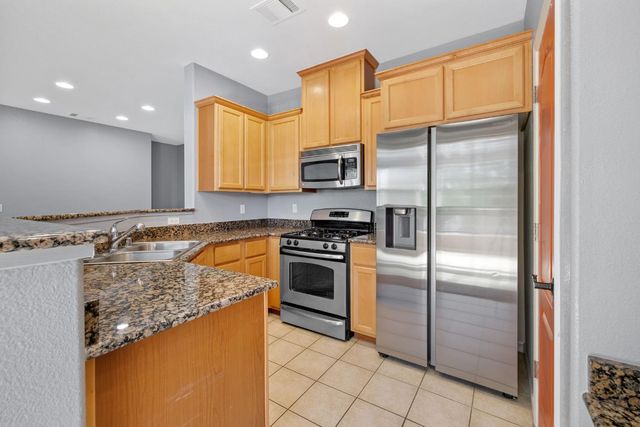 2117 Boccioni Lane, Clovis, CA 93611