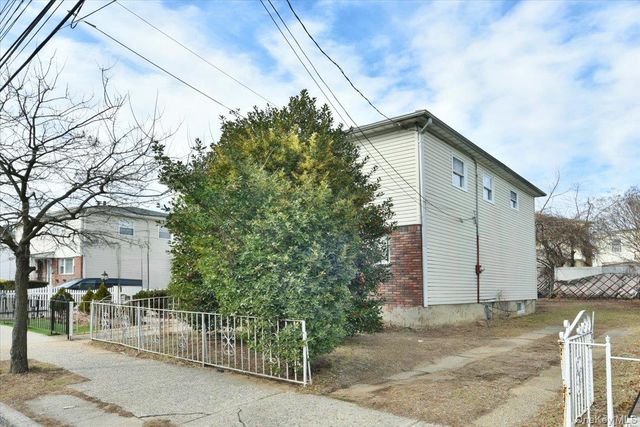 176-17 127th Avenue, Jamaica, NY 11434