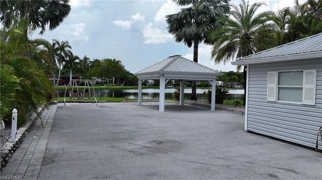 10210 Surfwood CT, Fort Myers, FL 33905