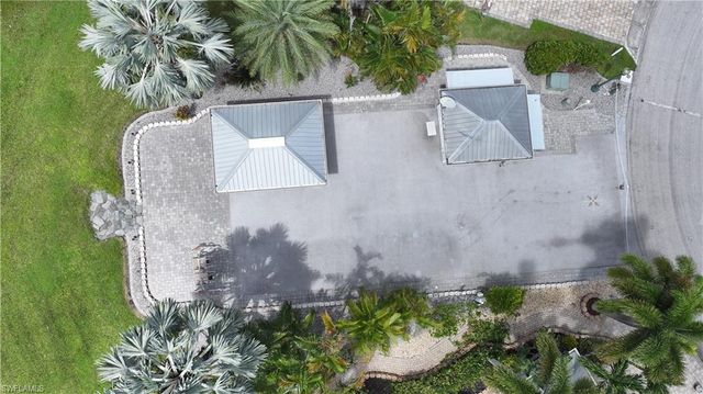 10210 Surfwood CT, Fort Myers, FL 33905