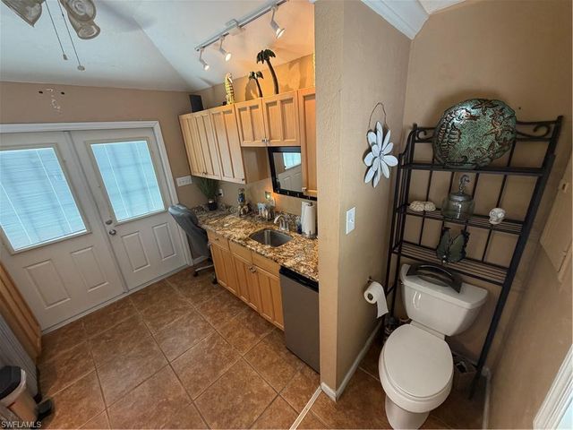 10210 Surfwood CT, Fort Myers, FL 33905