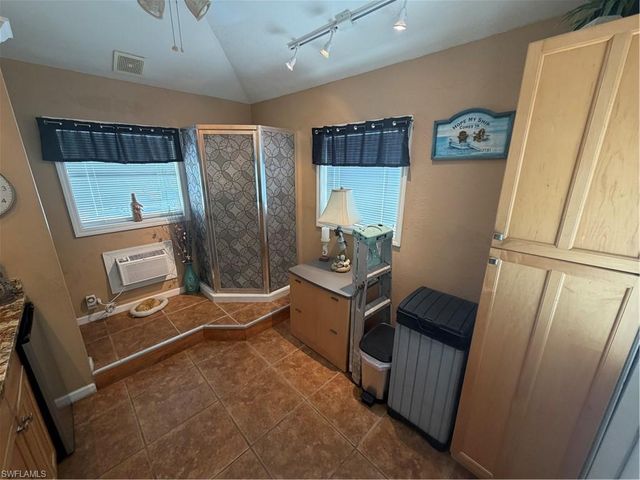 10210 Surfwood CT, Fort Myers, FL 33905
