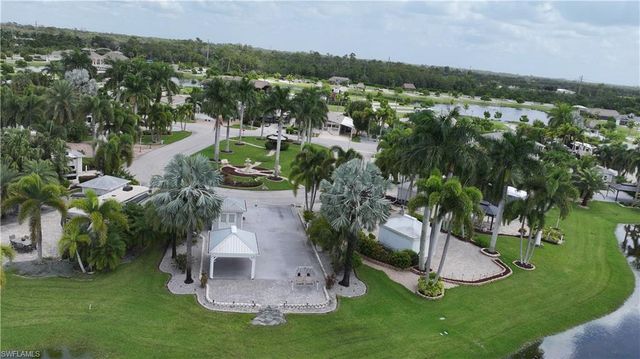 10210 Surfwood CT, Fort Myers, FL 33905
