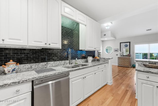15 Indigo Run Dr Unit 12, Hilton Head Island, SC 29926