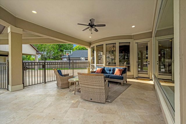 15106 Bronze Bay Court, Houston, TX 77059