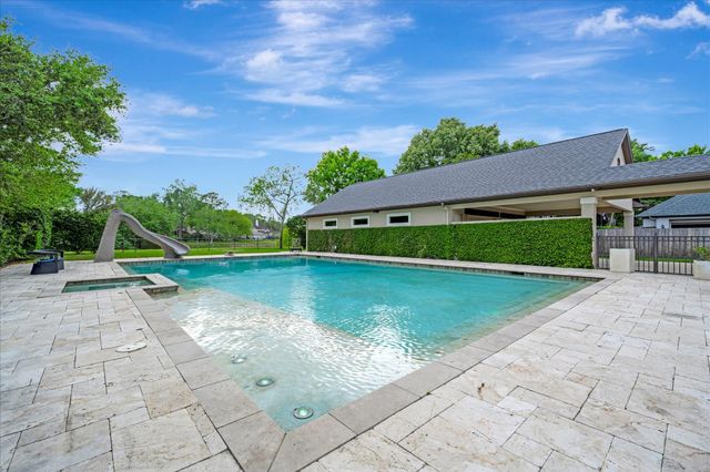 15106 Bronze Bay Court, Houston, TX 77059