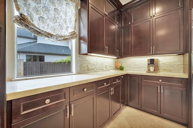 15106 Bronze Bay Court, Houston, TX 77059