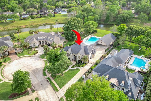 15106 Bronze Bay Court, Houston, TX 77059