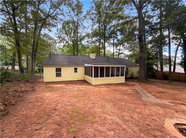 85 Hartley Woods Drive NE, Kennesaw, GA 30144
