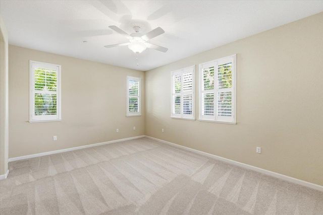 1264 Volonne Dr, Roseville, CA 95747