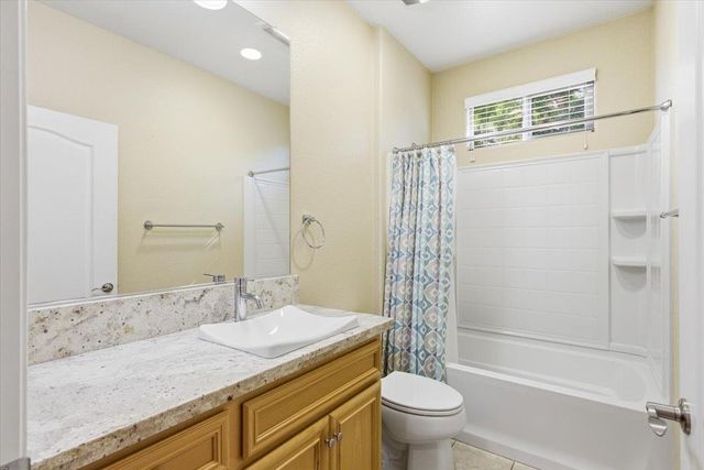 1264 Volonne Dr, Roseville, CA 95747