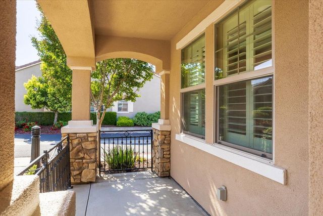 1264 Volonne Dr, Roseville, CA 95747