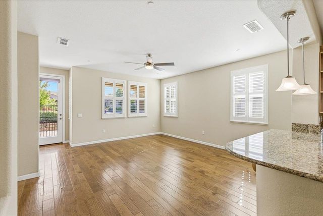 1264 Volonne Dr, Roseville, CA 95747