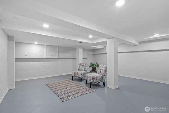 5526 20th Avenue S, Seattle, WA 98108