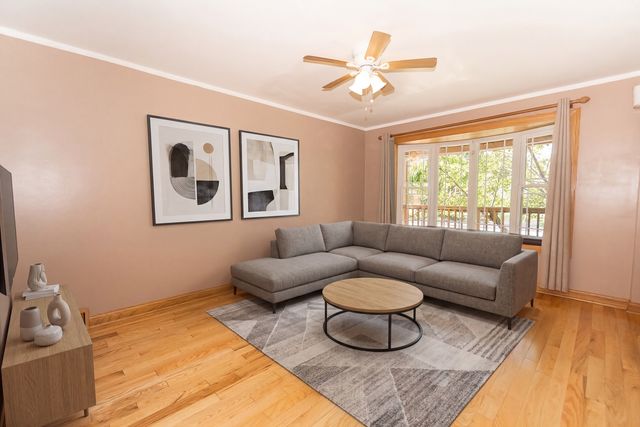 3910 W 83rd Street, Chicago, IL 60652