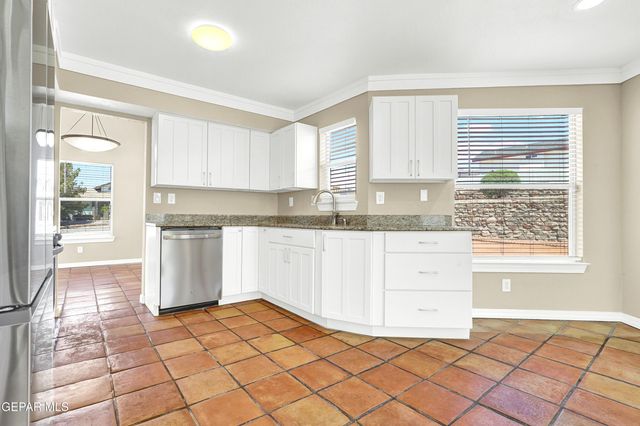 1432 BLACK RIDGE Drive, El Paso, TX 79912