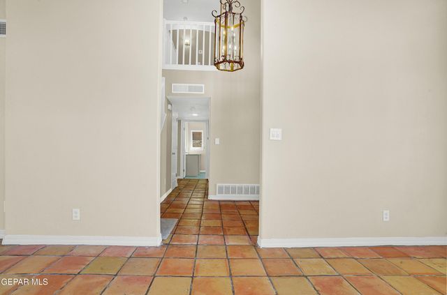 1432 BLACK RIDGE Drive, El Paso, TX 79912