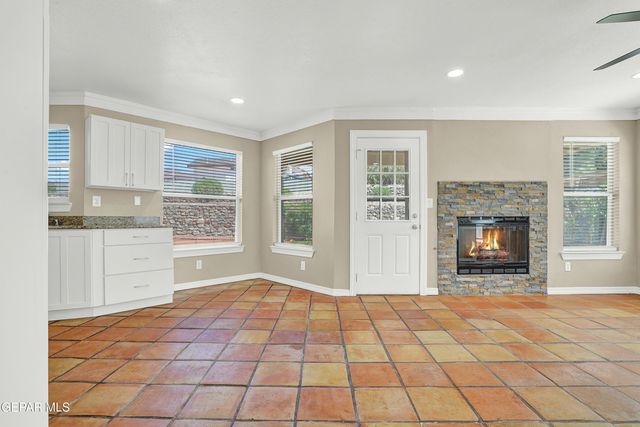 1432 BLACK RIDGE Drive, El Paso, TX 79912