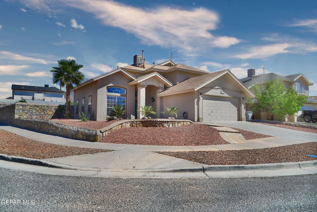 1432 BLACK RIDGE Drive, El Paso, TX 79912