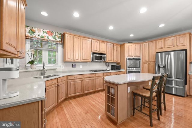 822 QUEENS PARK DR, Owings Mills, MD 21117