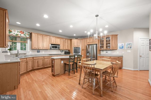 822 QUEENS PARK DR, Owings Mills, MD 21117