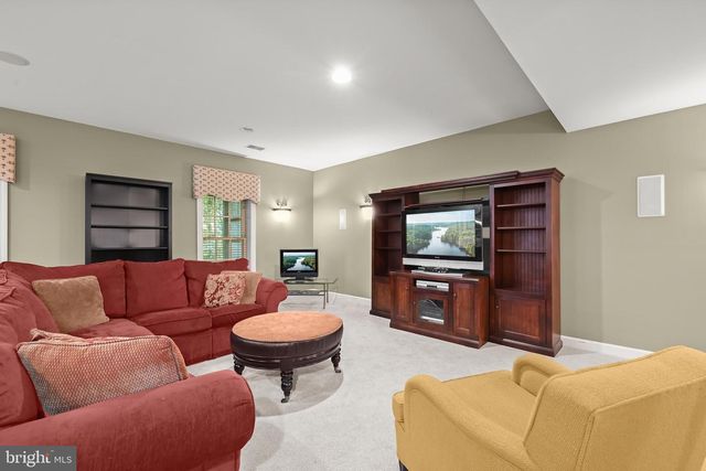 822 QUEENS PARK DR, Owings Mills, MD 21117