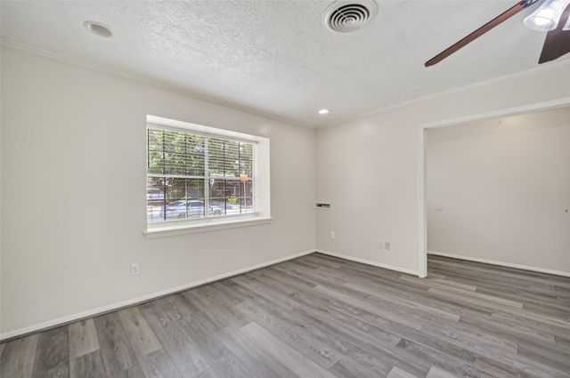 9667 Meadowvale Drive, Houston, TX 77063