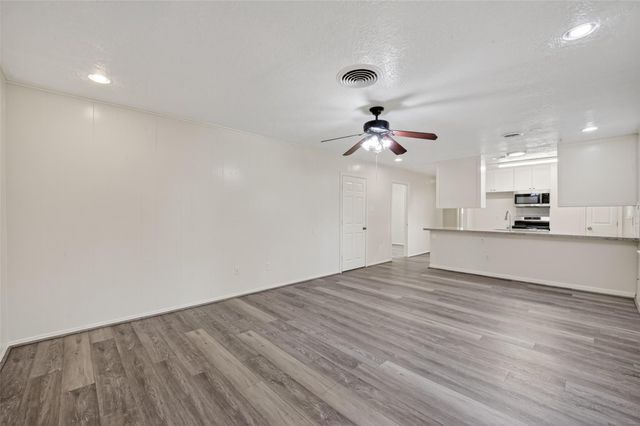 9667 Meadowvale Drive, Houston, TX 77063