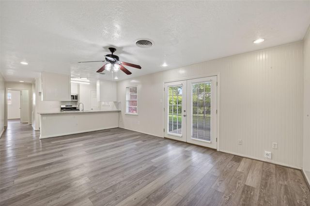 9667 Meadowvale Drive, Houston, TX 77063